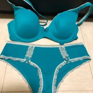 Victoria secret underwear set